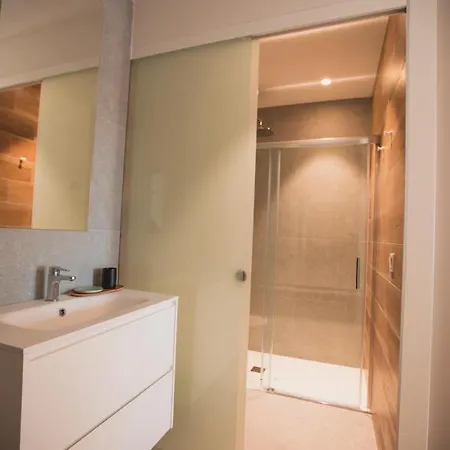 Liberty By Santiago With Ac Apartment